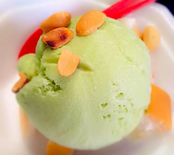 Green Tea Ice Cream|Muaylek Thanomsriさん