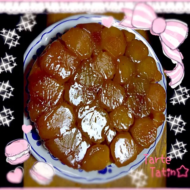 Snapdishの料理写真:Tarte Tatin ー グレーテルのかまどのつやつやタルトタタン|cocoaさん