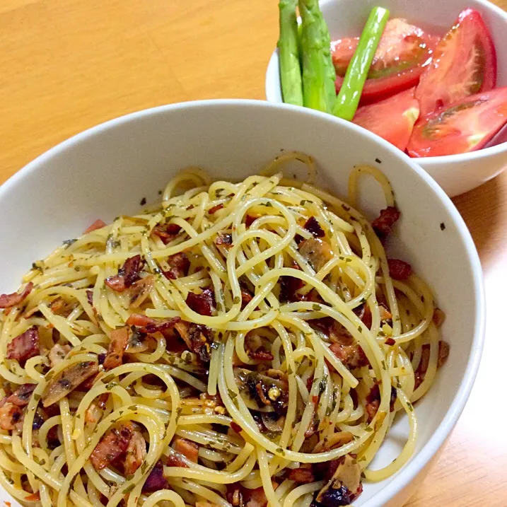 イタリア土産のパスタとサラダ|ひこ。さん