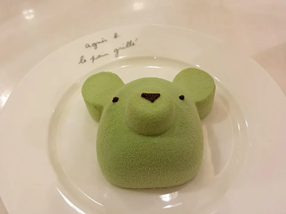 pistachio cake|Yvonne C.さん