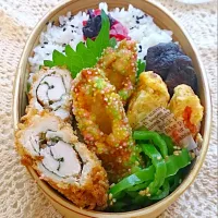 竹輪のみじん粉揚げとｻｻﾐ梅カツ弁当