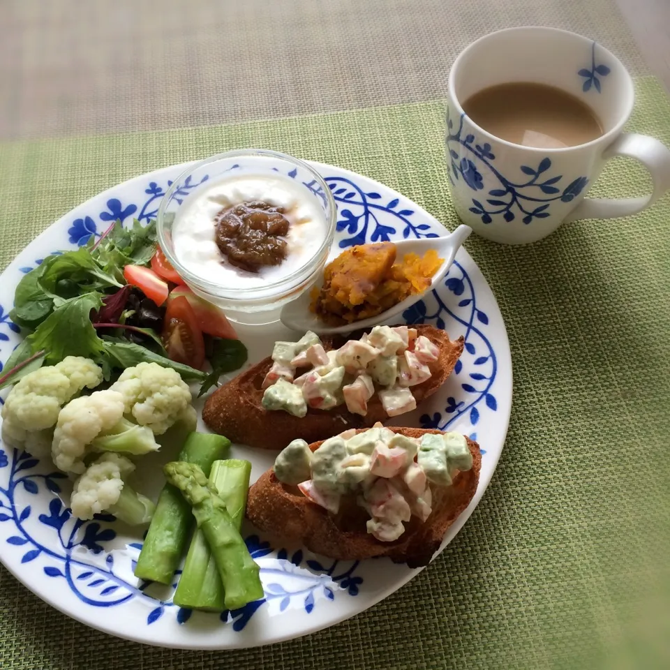 Snapdishの料理写真:今日の朝ごはん|ぺんぎんさん