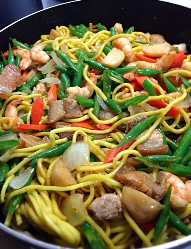 ~Stir Fry Noodles with Seafoods & Veggies|Luna_Abm 💋さん