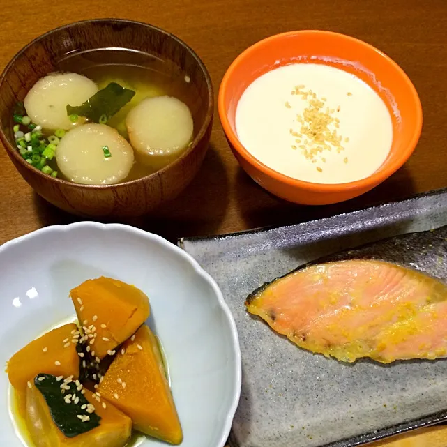 息子作・手作り豆腐と鮭の西京焼き定食|リンコさん