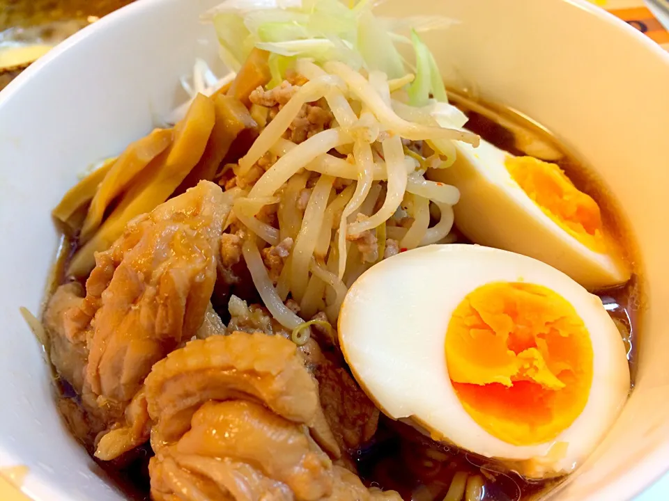 自家製手羽先チャーシュー醤油ラーメン|テルさん