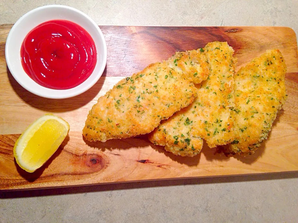 Snapdishの料理写真:Parmesan Crumbed Snapper|Chrisy Hillさん