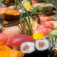 Snapdishの料理写真:Sushi moriawase|Jems Bongさん