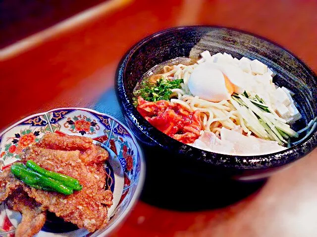 プルプル豚と豆富とキムチの冷やし沖縄そば玉子のせ&阿波尾鶏手羽酢たみな唐揚げ|いちどぅしさん