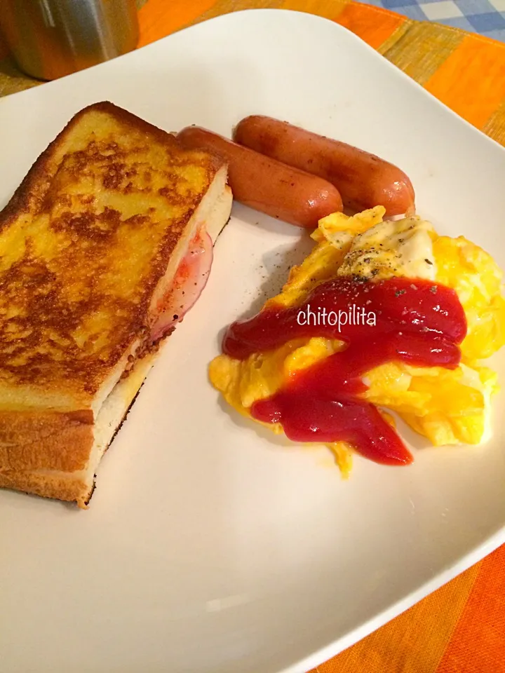 Power breakfast-Salmon cheese melt|chitopilitaさん