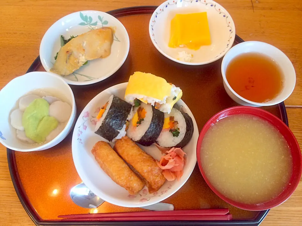 Sushi Japanese Lunch Set|Food Gardenさん