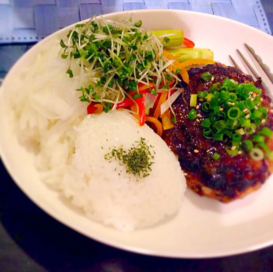 和風おろし豆腐ハンバーグ🍖ワンプレートのせ🍛|さとみさん