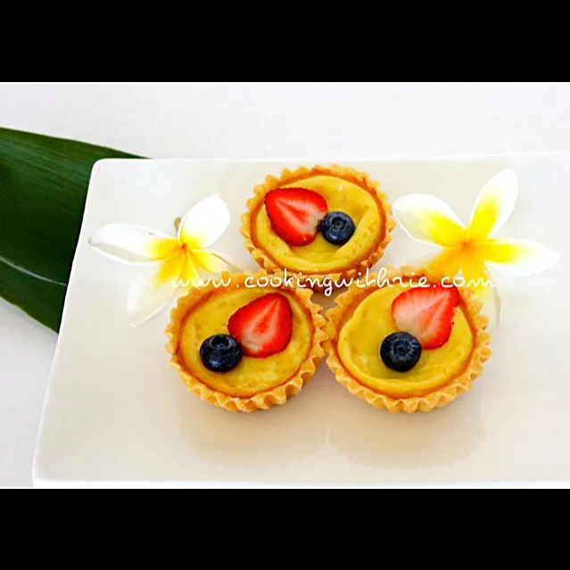 Rumtart/ Custard Pie with fruits|rie simsさん