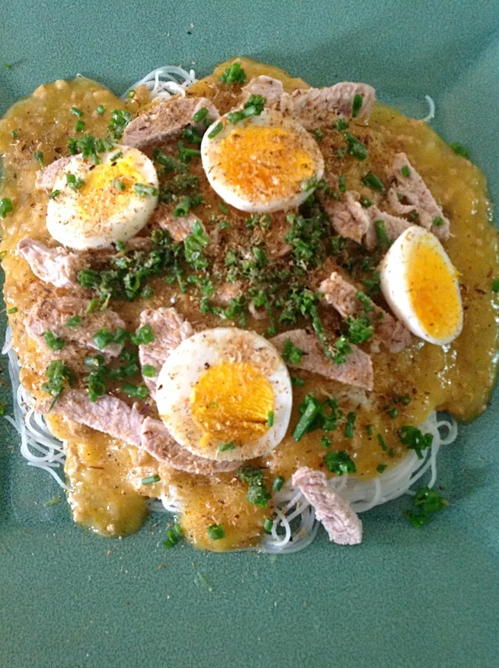 Snapdishの料理写真:Pancit palabok#ビフン フィリピン 料理@ Miki's House|Miki Jorierose Obispoさん