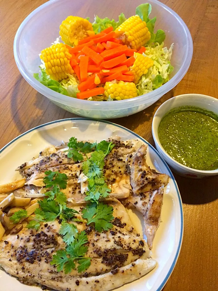 Black pepper grilled seabass with pesto sauce & healthy salad|Rita L'amoritaさん