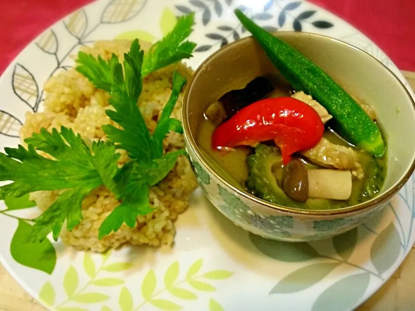 Snapdishの料理写真:夏野菜のタイ風グリーンカレー|ふぃるまめんとさん