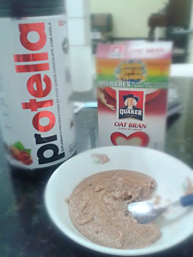 Snapdishの料理写真:23/08/2014 - jantar

mingau de farelo de aveia + leite desnatado + blend proteico sabor chocolate e avelã Protella|Gabriela Baptistaさん