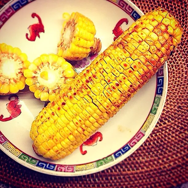 Broiled sweet corn. 焼きもろこし|Yuka Nakataさん