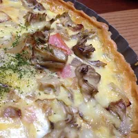 Snapdishの料理写真:まいたけとハムのキッシュ|みずきちさん