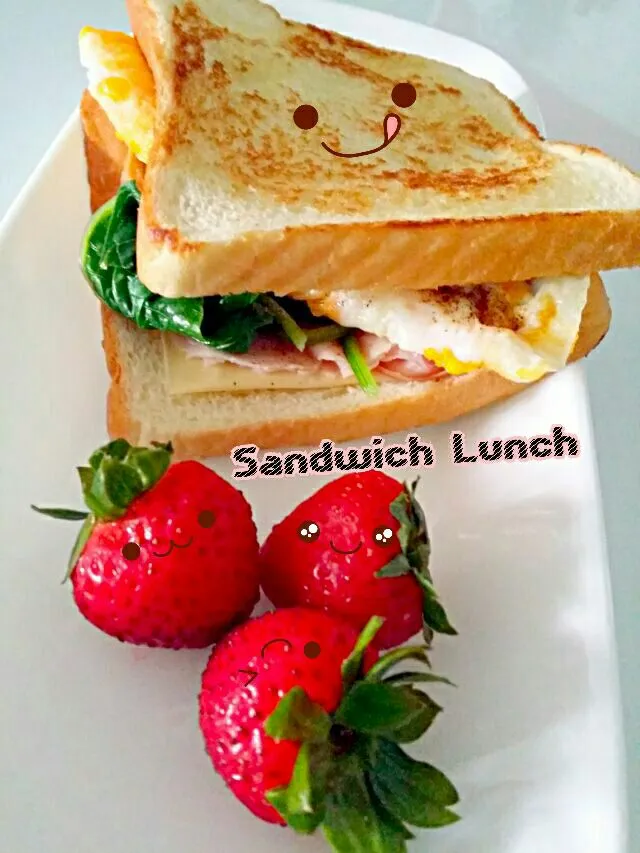 Snapdishの料理写真:Sandwich ~ Ham Cheese Egg Spinach|🌷lynnlicious🌷さん