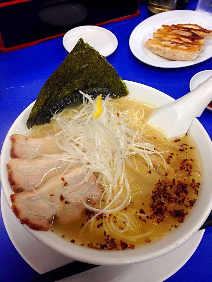 Snapdishの料理写真:来来亭 塩ラーメン|megさん