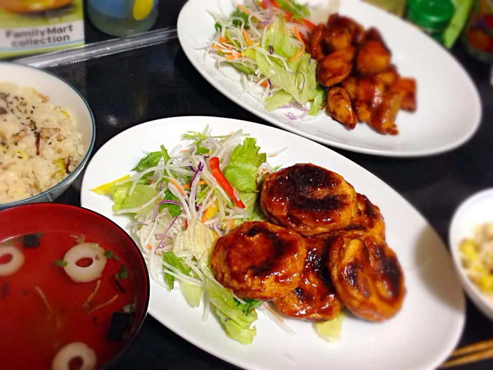 Snapdishの料理写真:今日の晩ご飯は、さつまいもとひき肉の炊き込みご飯、スパイシー照り焼きチキン、豆腐ハンバーグ、お吸い物。|ゆえさん