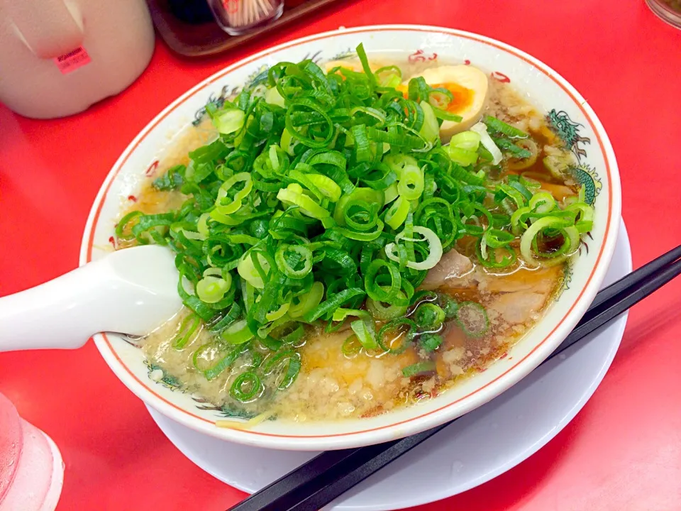 魁力屋のラーメン|しんちんさん