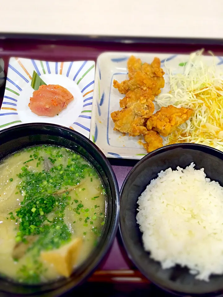 豚汁唐揚げ定食|keiko watanabeさん