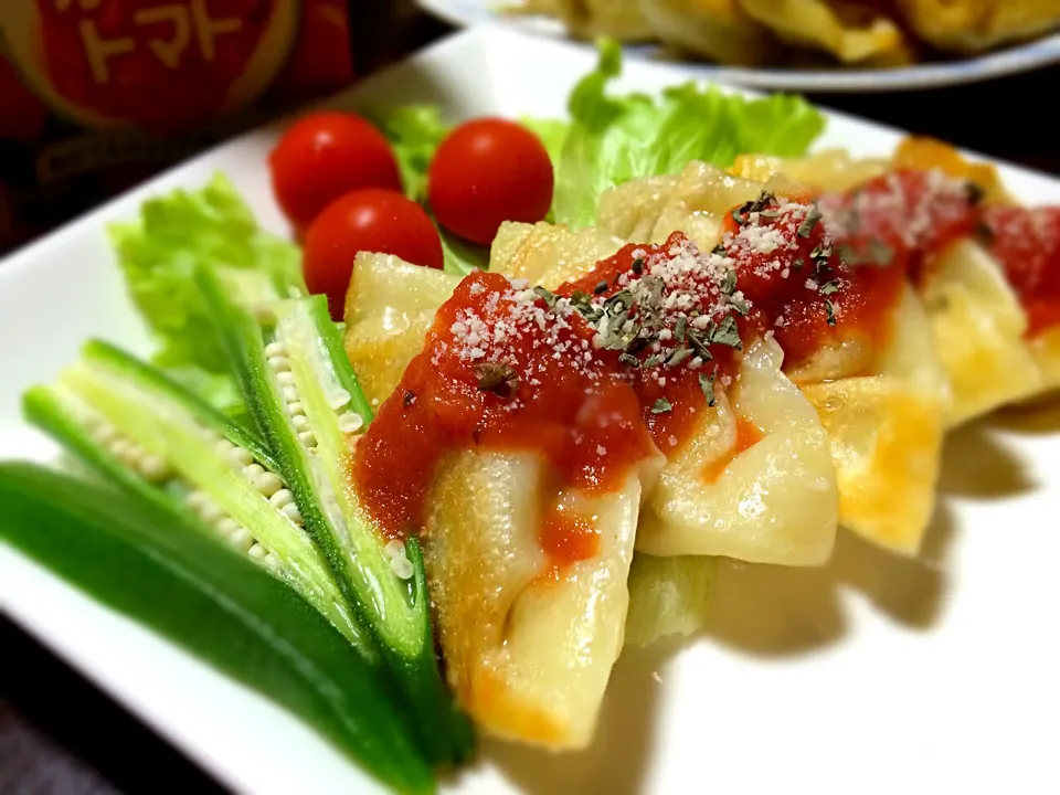 カゴメトマトケチャップさんの料理 餃子にかけトマ【つくったよでプレゼント♪】メッチャうま！と、息子大絶賛♥️【つくったよでプレゼント♪】|Bちゃんさん