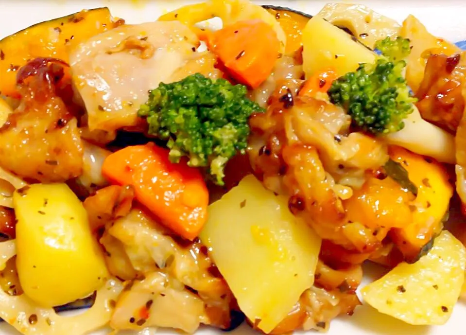 Snapdishの料理写真:Chicken & Vegetables stir fry|Liezlさん