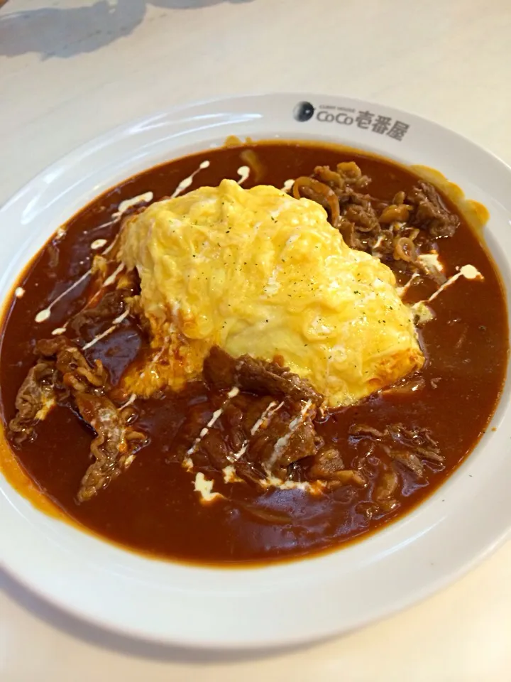 Omelette Rice with beef n curry|prissyさん