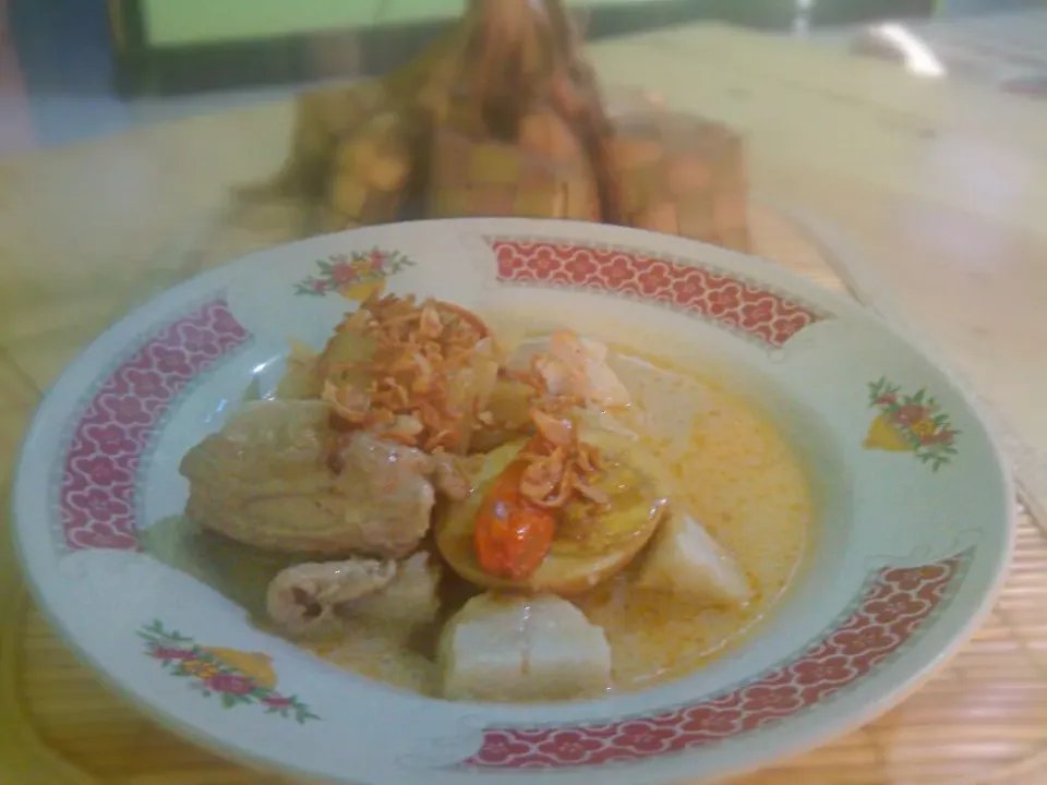 Lontong cap go meh #indonesiandish|cancerina pandanさん