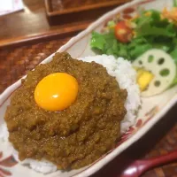 Snapdishの料理写真:ドライカレー|まことさん