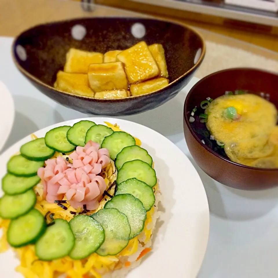 Snapdishの料理写真:ちらし寿司ケーキ＆揚げ出し豆腐＆お吸い物|まさこさん