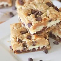 Chocolate Chip Cookie Cheesecake Bars