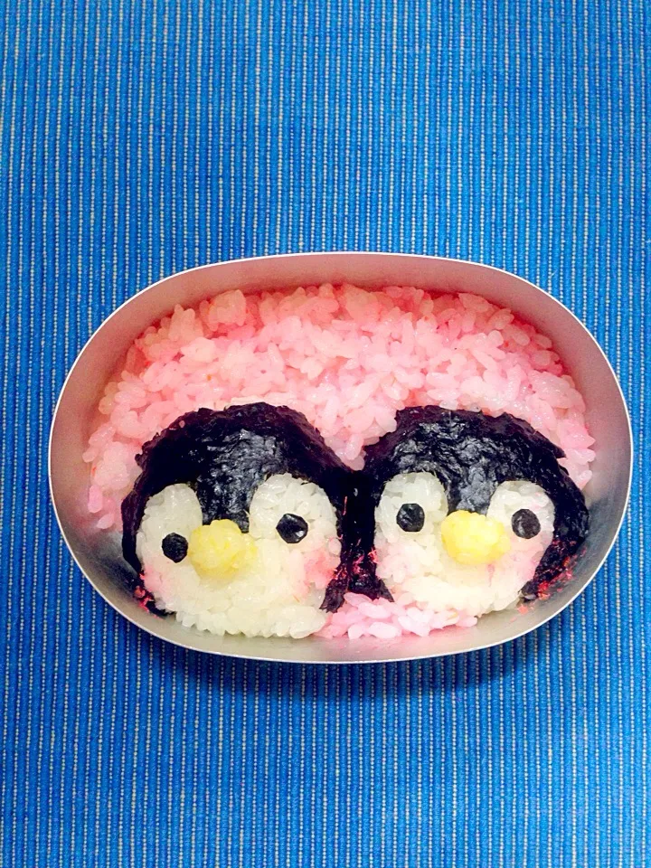 Snapdishの料理写真:2学期スタートは夏休み思い出『ペンギン』弁当(^_^)v|富士子🍒🐰🍓さん