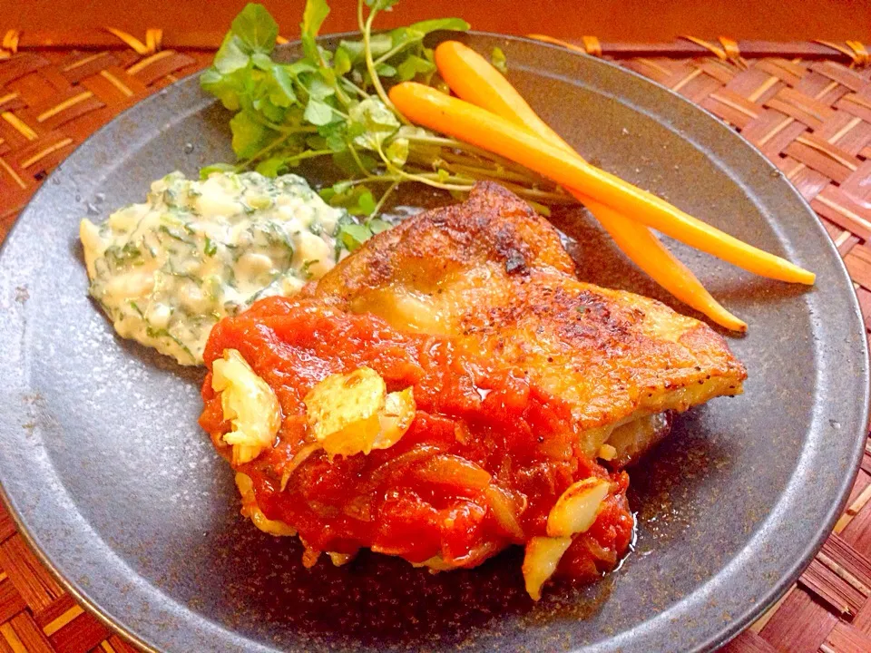 Chicken steak w/tomato sauce🍅皮ﾊﾟﾘｯ中ふんわりﾁｷﾝｽﾃｰｷ ﾄﾏﾄｿｰｽ|🌈Ami🍻さん