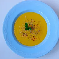 Snapdishの料理写真:yellow tomato and melon gazpacho|Diana H.さん