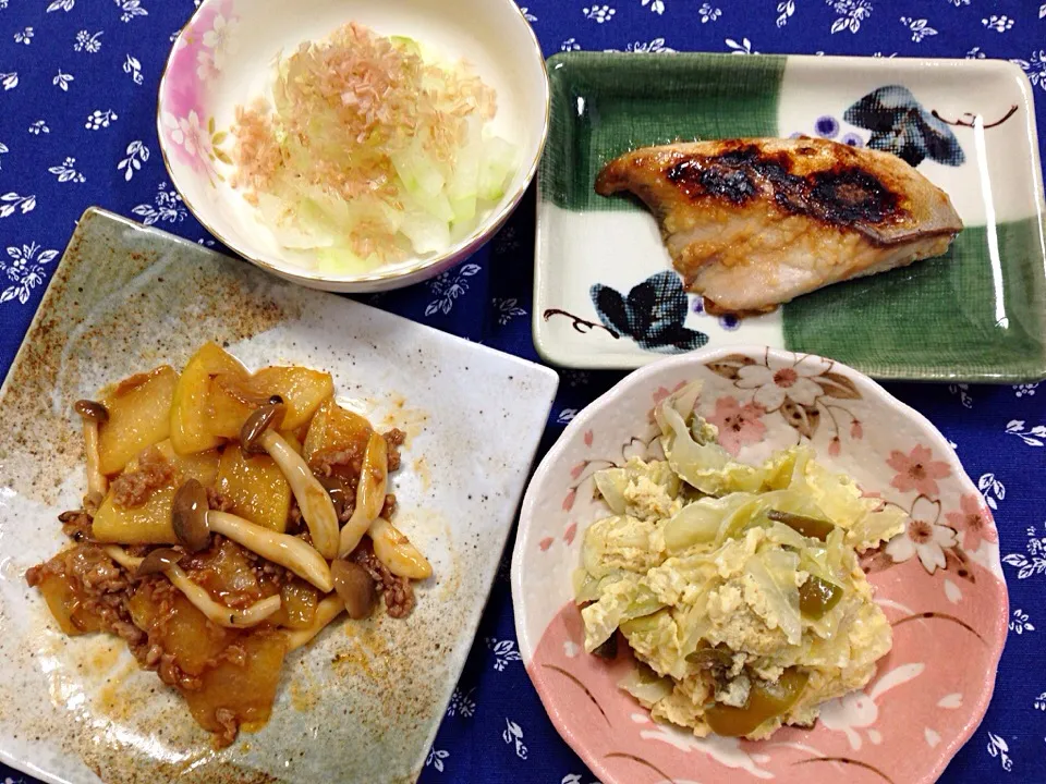 Snapdishの料理写真:野菜もりもり🎵晩ごはん|ほなさん