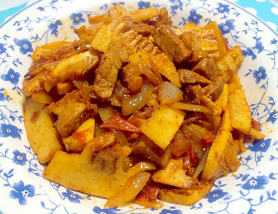 Pork & bamboo shoot stir fry|Liezlさん