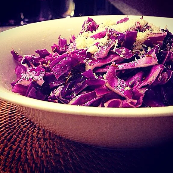 Red cabbage and cumin salad.  紫キャベツのクミン風味サラダ|Yuka Nakataさん