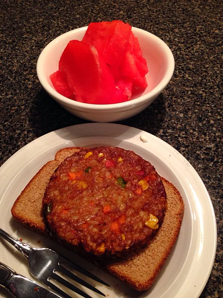 Veggie patty for dinner|nadia issaさん