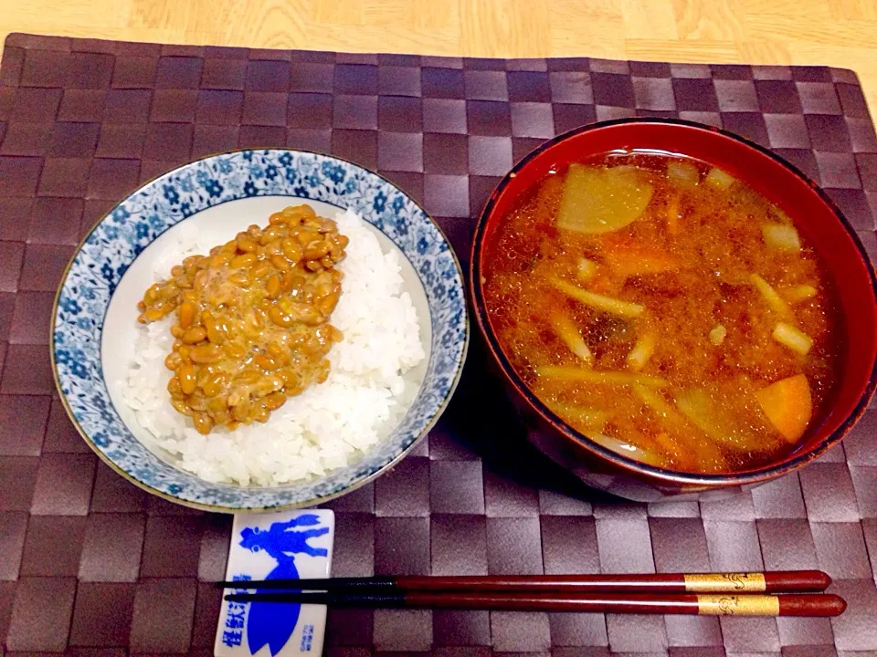 豚汁・納豆掛けご飯|Tarou  Masayukiさん