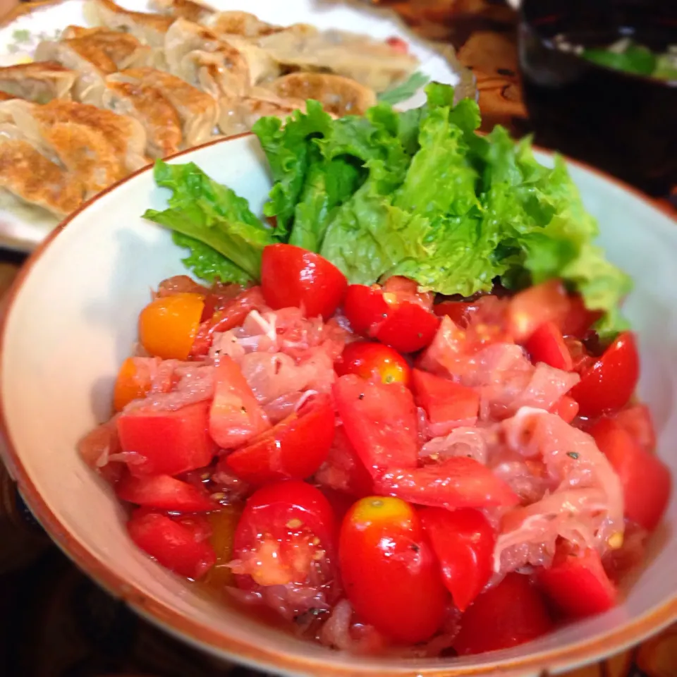 トマトとグレープフルーツと生ハムのフレンチドレッシング和え🍅 餃子|kctreeさん