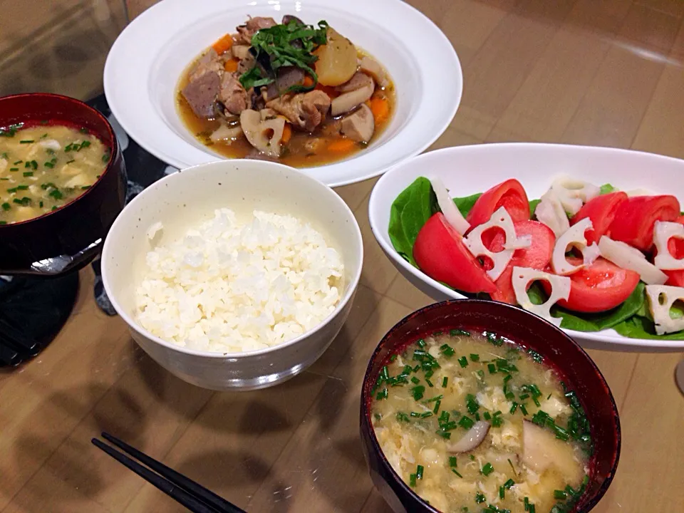 煮物、蓮根サラダ、大根おろしの味噌汁|Tomomi  Hasegawaさん