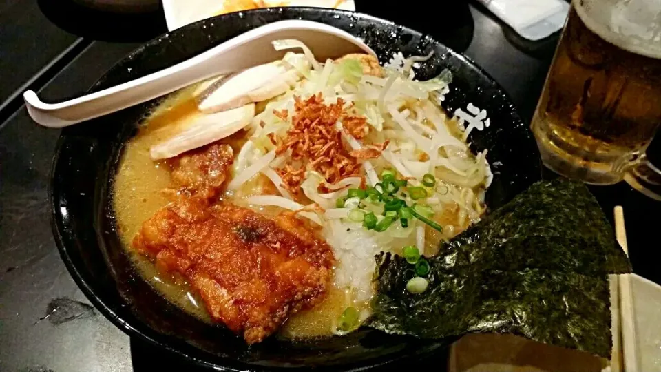 濃厚鶏骨醤油ラーメン|阪神タイガースさん