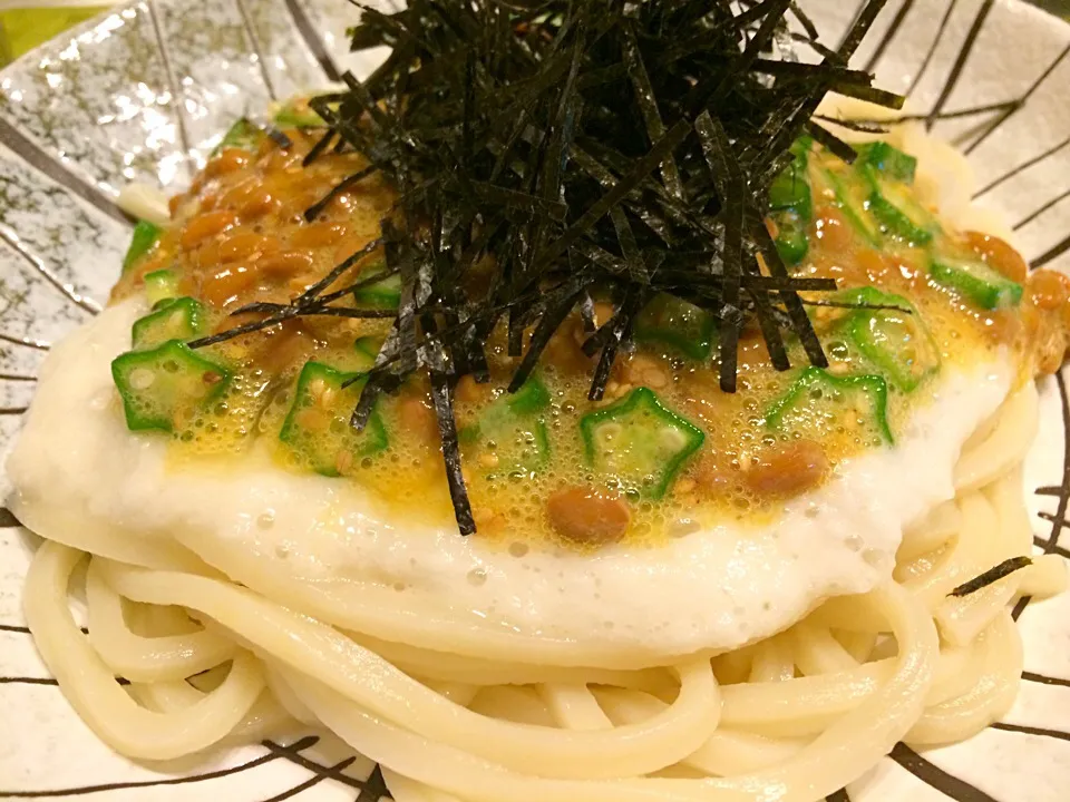 Snapdishの料理写真:簡単スタミナたっぷり ぶっかけトロロうどん|gintanさん