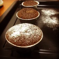 Snapdishの料理写真:chocolate lava cupcakes|siew wenさん