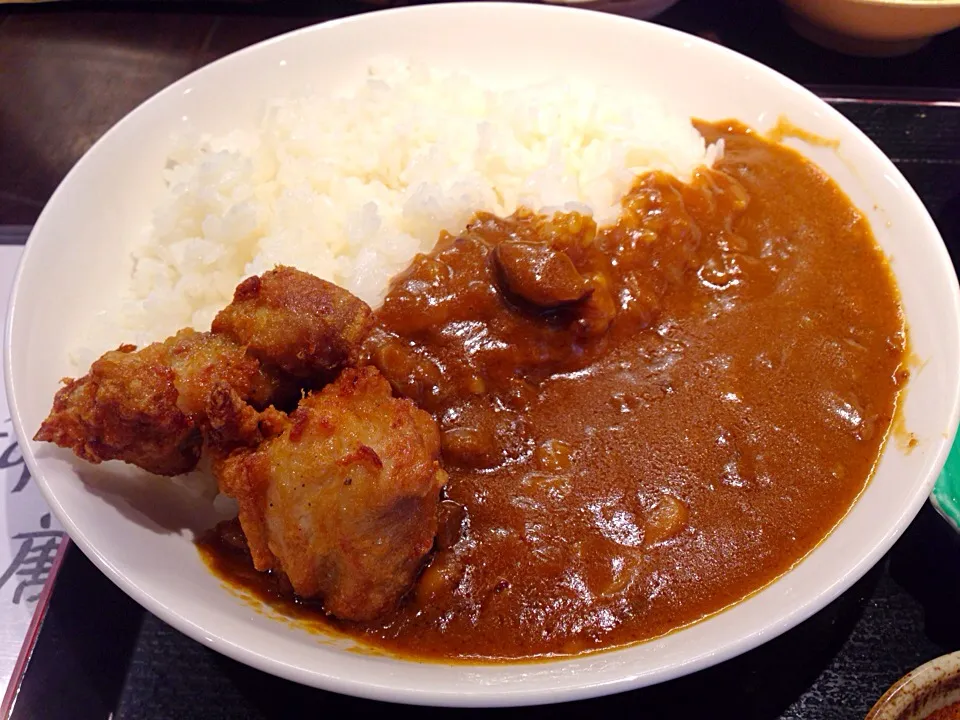 牛すじカレー (鶏の唐揚げ付き)|T. Wonderさん