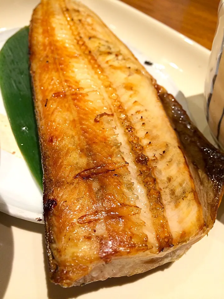 Snapdishの料理写真:ปลาชิมาฮอกเกะย่างถ่าน
Charcoal grilled atka mackerel (Shima Hokke)|Nicky4447さん