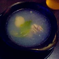 Snapdishの料理写真:加了干貝螺肉等貝類所熬成的湯，很鮮美|Nivaさん